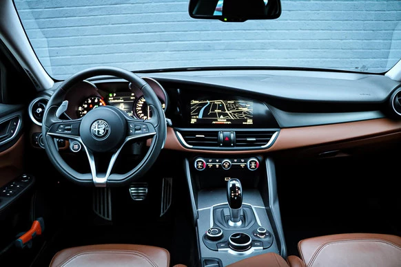 Alfa Romeo Giulia - Afbeelding 12 van 14