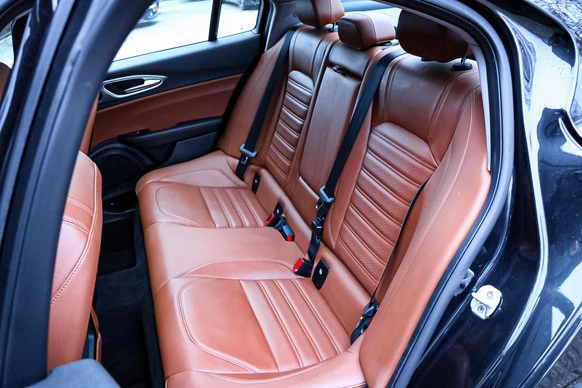 Alfa Romeo Giulia - Afbeelding 14 van 14