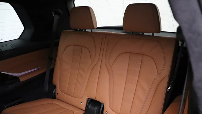 BMW X7 - Afbeelding 14 van 30