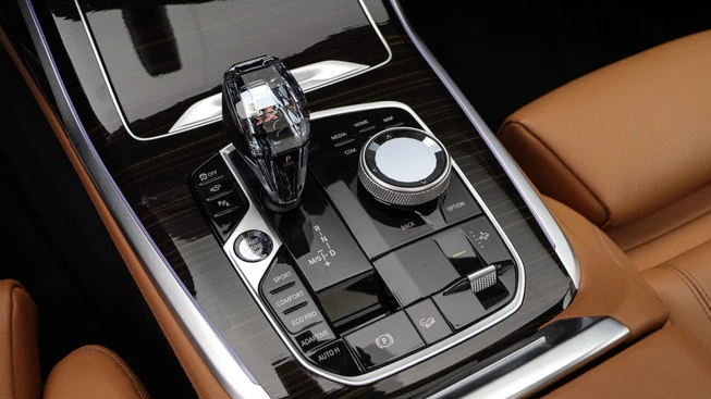 BMW X7 - Afbeelding 25 van 30