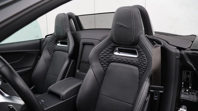 Jaguar F-Type - Afbeelding 9 van 27