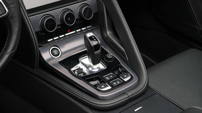 Jaguar F-Type - Afbeelding 15 van 27