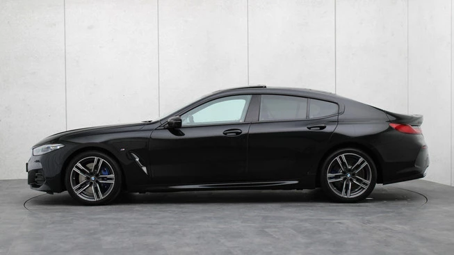 BMW 8 Serie - Afbeelding 2 van 30