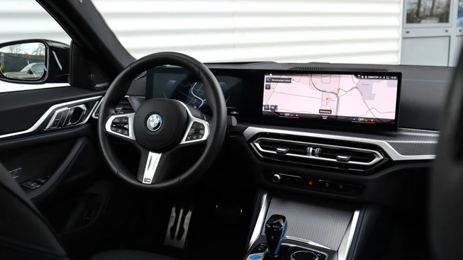 BMW i4 - Afbeelding 13 van 30