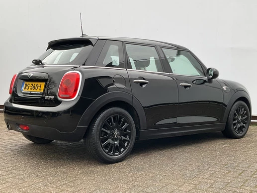 MINI Cooper - Afbeelding 17 van 30
