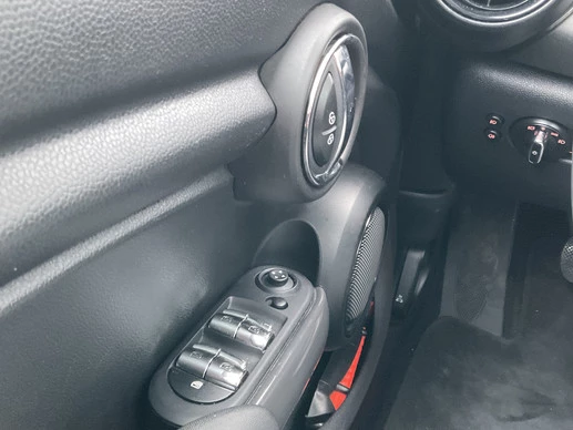 MINI Cooper - Afbeelding 22 van 30