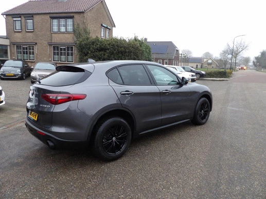 Alfa Romeo Stelvio - Afbeelding 4 van 16