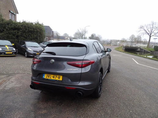 Alfa Romeo Stelvio - Afbeelding 5 van 16