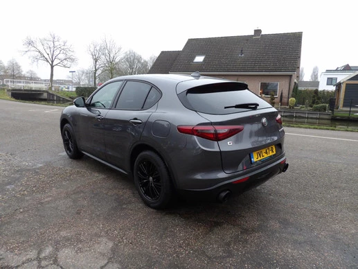 Alfa Romeo Stelvio - Afbeelding 10 van 16