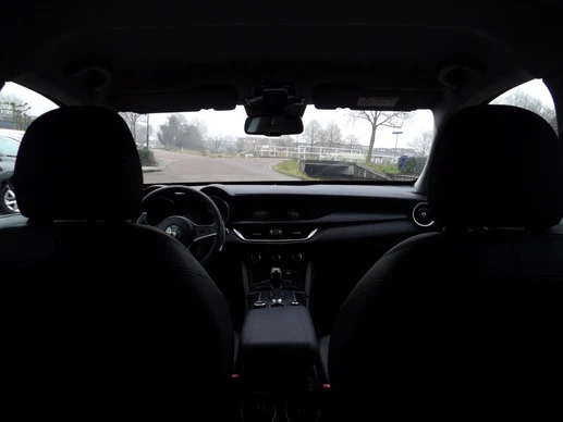 Alfa Romeo Stelvio - Afbeelding 12 van 16
