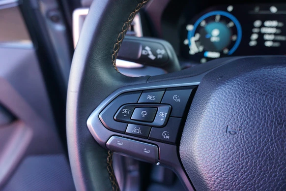 Volkswagen Amarok - Afbeelding 13 van 25