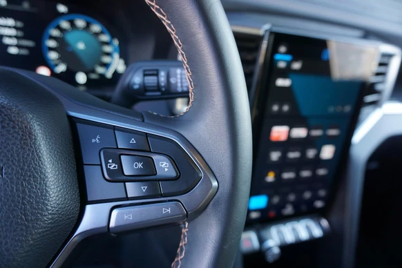 Volkswagen Amarok - Afbeelding 14 van 25