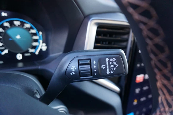 Volkswagen Amarok - Afbeelding 15 van 25