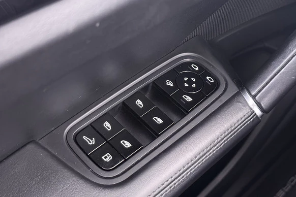 Porsche Cayenne - Afbeelding 25 van 30