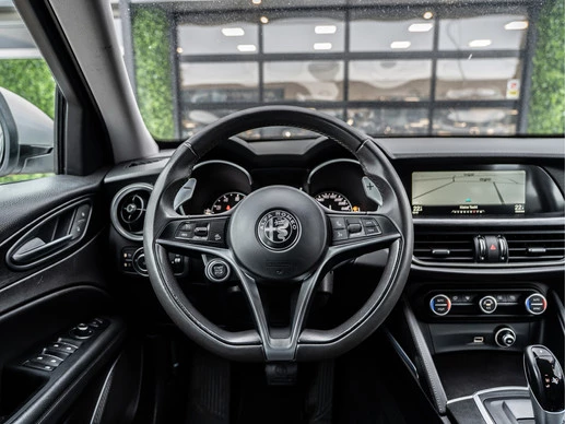 Alfa Romeo Stelvio - Afbeelding 27 van 30