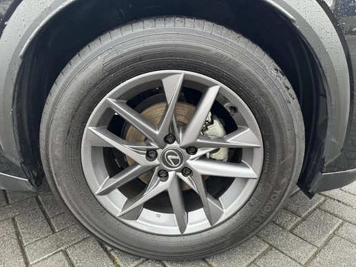 Lexus LBX - Afbeelding 9 van 30