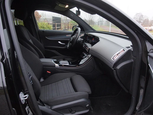 Mercedes-Benz EQC - Afbeelding 12 van 30