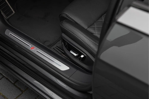 Audi S8 - Afbeelding 17 van 30