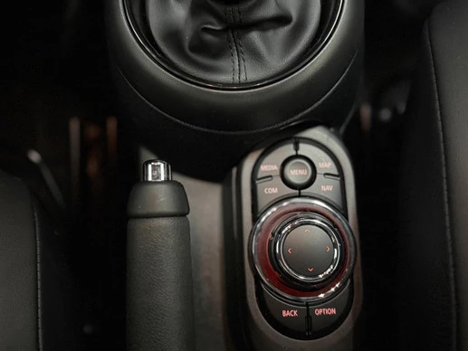 MINI Cooper - Afbeelding 18 van 30