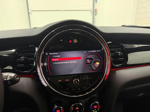 MINI Cooper - Afbeelding 27 van 30