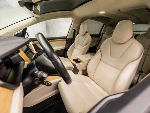 Tesla Model X - Afbeelding 14 van 30