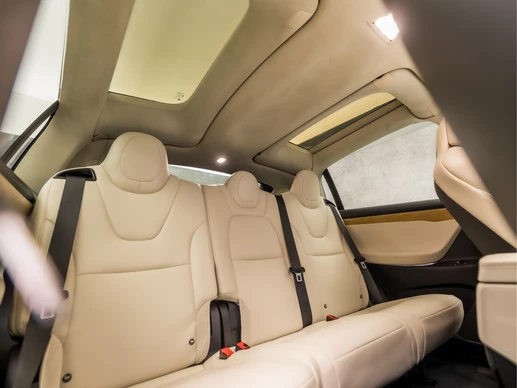 Tesla Model X - Afbeelding 16 van 30