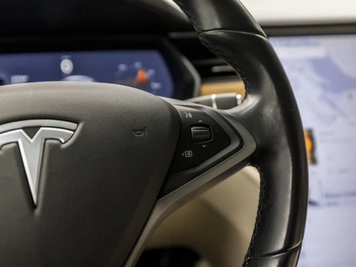 Tesla Model X - Afbeelding 21 van 30