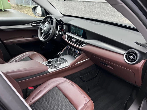 Alfa Romeo Stelvio - Afbeelding 16 van 30