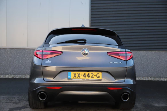 Alfa Romeo Stelvio - Afbeelding 21 van 30