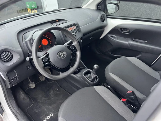 Toyota Aygo - Afbeelding 13 van 30