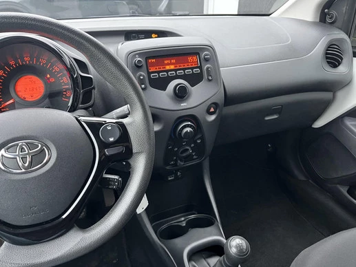 Toyota Aygo - Afbeelding 24 van 30