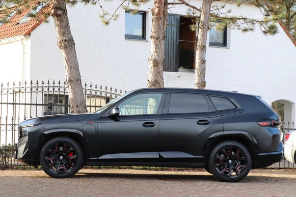 BMW XM - Afbeelding 2 van 30