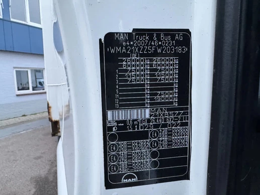 MAN TGX - Afbeelding 17 van 18