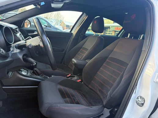 Alfa Romeo Giulietta - Afbeelding 10 van 30