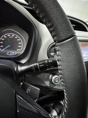 Toyota Yaris - Afbeelding 13 van 14