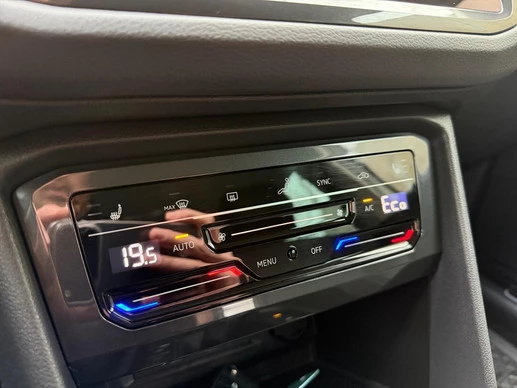 Volkswagen Tiguan - Afbeelding 22 van 27