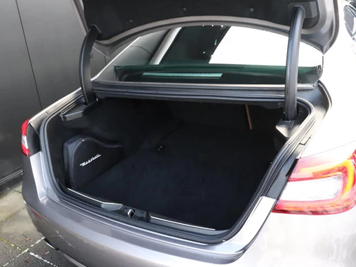 Maserati Quattroporte - Afbeelding 17 van 30