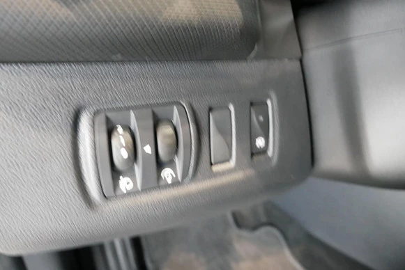 Renault Clio - Afbeelding 17 van 30