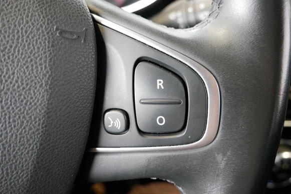 Renault Clio - Afbeelding 19 van 30