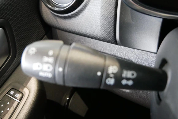 Renault Clio - Afbeelding 22 van 30