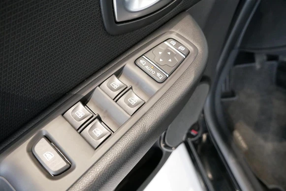 Renault Clio - Afbeelding 25 van 30