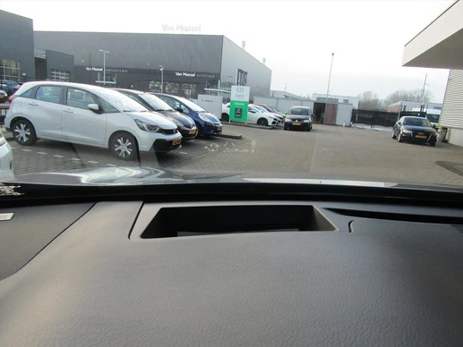 Lexus RX - Afbeelding 16 van 27