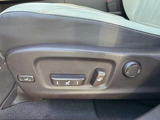 Lexus RX - Afbeelding 19 van 30