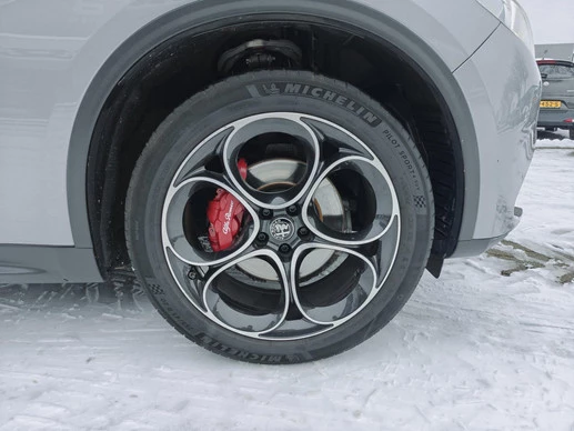 Alfa Romeo Stelvio - Afbeelding 9 van 20