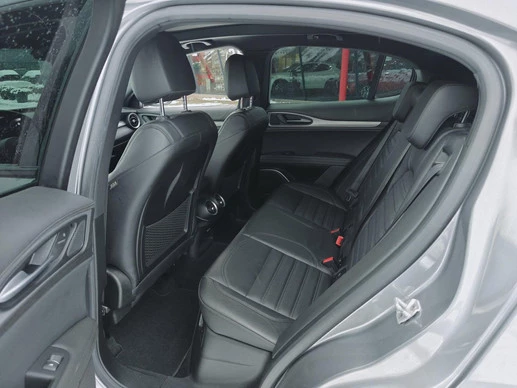 Alfa Romeo Stelvio - Afbeelding 13 van 20