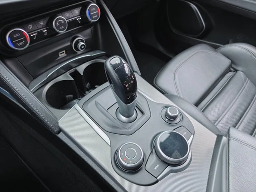 Alfa Romeo Stelvio - Afbeelding 16 van 20