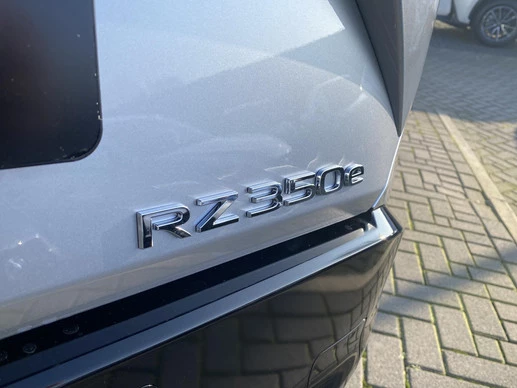 Lexus RZ - Afbeelding 11 van 30