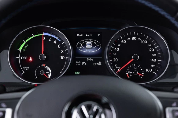 Volkswagen e-Golf - Afbeelding 17 van 30