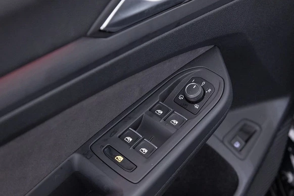 Volkswagen Golf - Afbeelding 14 van 30