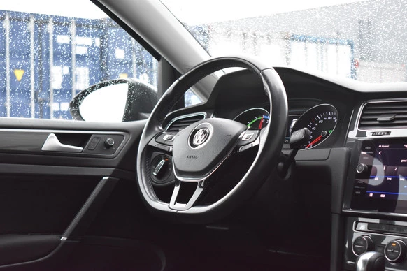 Volkswagen e-Golf - Afbeelding 9 van 30
